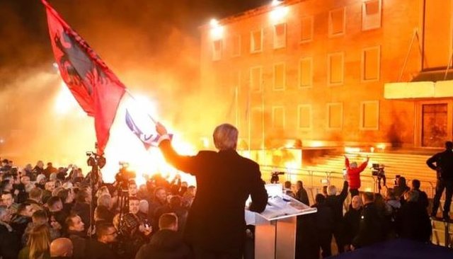Protesta e nesërme e opozitës, policia njofton planin e masave: Ja rrugët që do të bllokohen