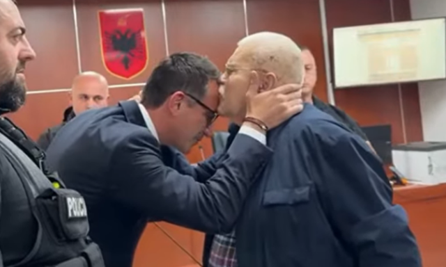 Veliaj kërkoi kohë të njihet me argumentet e KLP-së, Gjykata Administrative shtyn seancën në 19 qershor!