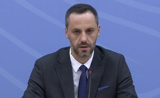 Ministri i Brendshëm: Projekti i Zvërnecit në pronë private të regjistruar para se të vinim ne në pushtet, rojet private do ndiqen penalisht