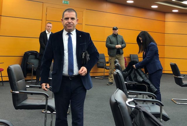 I morën 55 mijë euro të pandehurit për ta shpëtuar nga burgu, kalon për gjykim dosja ndaj dy ish-prokurorëve