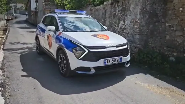 17 vjeçari ka plagë në kokë dhe është në gjendje të rëndë, detaje nga plagosja me armë në Tiranë: Të rinjtë po pinin alkool…
