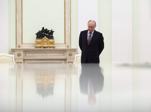 Spindoktorët e Kremlinit përgatiten për një humbje në Ukrainë