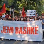 Protesta për gjuhën shqipe, Tirana mbështet studentët shqiptarë në Shkup: Gjuha shqipe është amaneti ynë (VIDEO)