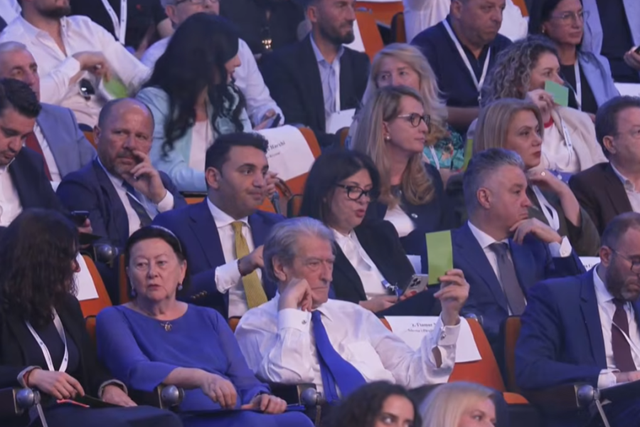 Miratohet statuti i ri i PD, forcohet përfaqësimi i diasporës dhe grave