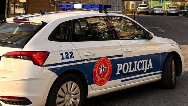Shqiptari nga Kosova vret në Ulqin bashkëjetuesen e tij shqiptare dhe më pas i vë flakën shtëpisë