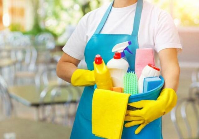 Pagat sezonale në Jug për pastruese arrijnë deri në 1,200 euro, ja pagesat për zanatet e tjera