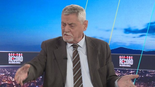 Dash Shehi përplaset me deputeten soialiste: Çfarë ke qenë ti para se të bëheshe deputet?