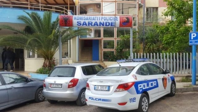 Detajet si u arrestua polici në Sarandë, Edmond Ruçi “ra në grackën” e përgjimeve ambientale në komisariat
