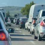 Aksident rrugor në aksin Levan-Vlorë. Krijohet trafik automjetesh