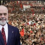 Shqiptarët e Kosovës dhe të Maqedonisë së Veriut në protestat e Tiranës, Rama: Lëreni Albin Kurtin jashtë kësaj çorbe