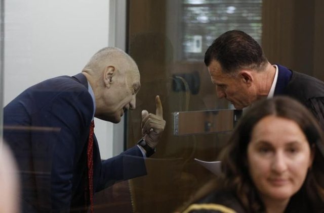 Kujtim Cakrani: Meta u mërzit me mua pse përfaqësoj Artur Shehun në Zvërnec, më shpalli patronazhist