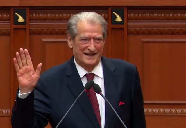 A iu hoq non-grata? Berisha nga Kuvendi: Unë erdha, u krye!