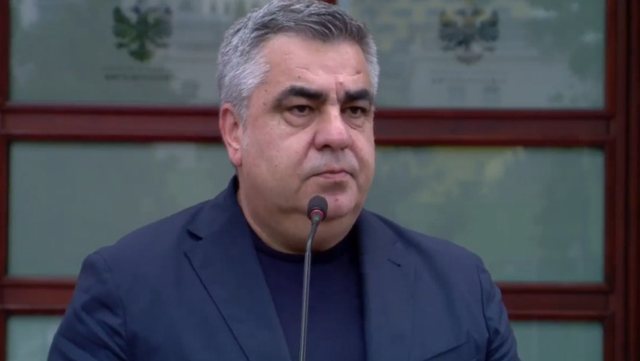 Ministri Blendi Gonxhja: Shqipëria sot është më mirë se kurrë më parë, s’mund të lëmë çdo gjë në mes papritur se duan protestuesit
