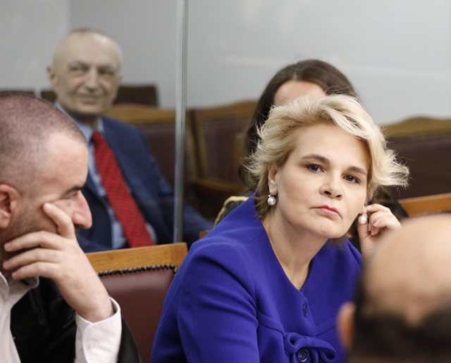 Mbahet gjyqi në GJKKO, Ilir Meta dhe Monika Kryemadhi të pranishëm në seancë