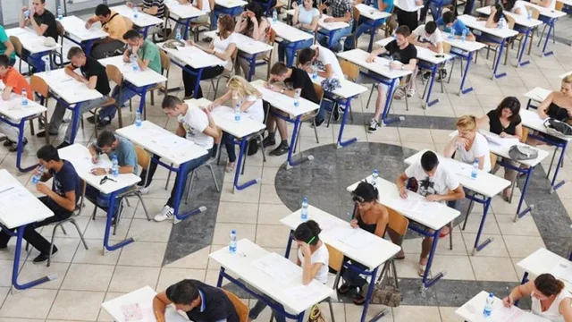 Provimi në Gjuhën Shqipe dhe Letërsi, dalin tezat 20 minuta pas fillimit të provimit