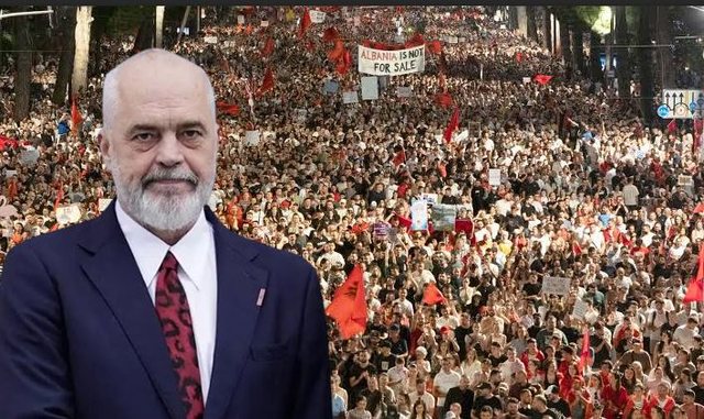 Rama publikon mesazhin e “protestuesit të zhgënjyer”: Mos e ço në mend të dorëhiqesh, këta janë racë derri që duan pushtet dhe nuk mbushin