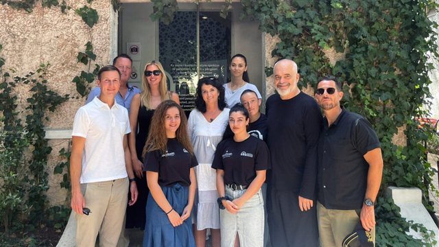 Rama me gazetarët e huaj: Më quanin njeri të Sorosit, tani të Kushnerit. Kur erdhi Ivanka Trump, Donald Trump mund të futej në burg