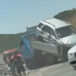 Shkoi për të marrë makinën me defekt, karrotreci aksidentohet bashkë me mjetin në Librazhd!
