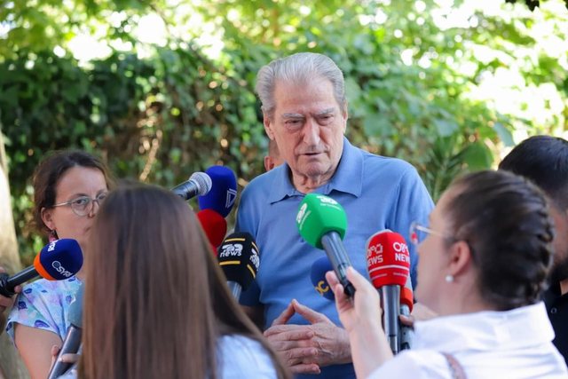 “Drejtësia vonon, por nuk harron”, Berisha tregon mesazhin që la në SPAK për Altin Dumanin dhe Irena Gjokën