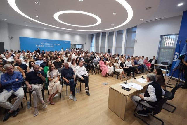 PD “ripërtërin” strukturat drejtuese! Noka rikonfirmohet sekretar, Këlliçi zgjidhet nënkryetar