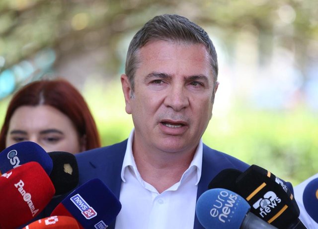 U akuzua se ka qenë në takimin e famshëm të “Arubas”, reagon për herë të parë Damian Gjiknuri