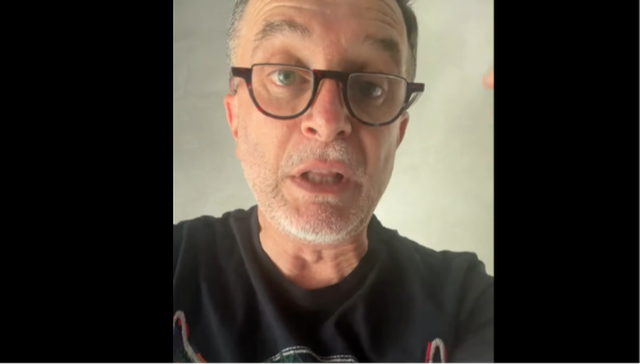 U përplas fizikisht me gazetarin, reagon Erjon Braçe: Më kishin zënë pritë mua dhe kolegëve të PS-së