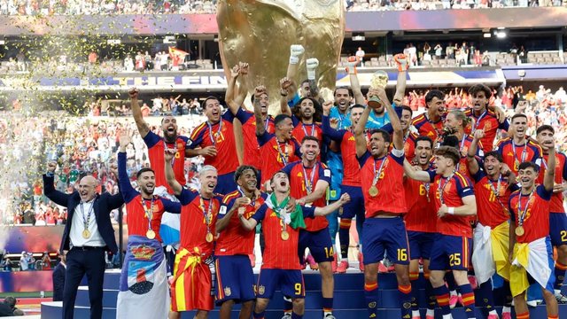Ja sa miliona dollarë fitoi Spanja pasi u shpall kampione e botës!