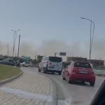 Zjarr i përmasave të mëdha në Zvërnec, tymi i dendur mbulon Vlorën!