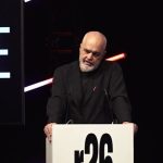 Edi Rama flet për DW: Ju po i bën fakt gënjeshtrat, s’mund të më japë njeri leksione mua për bukurinë. Dorëheqja ime nuk është opsion