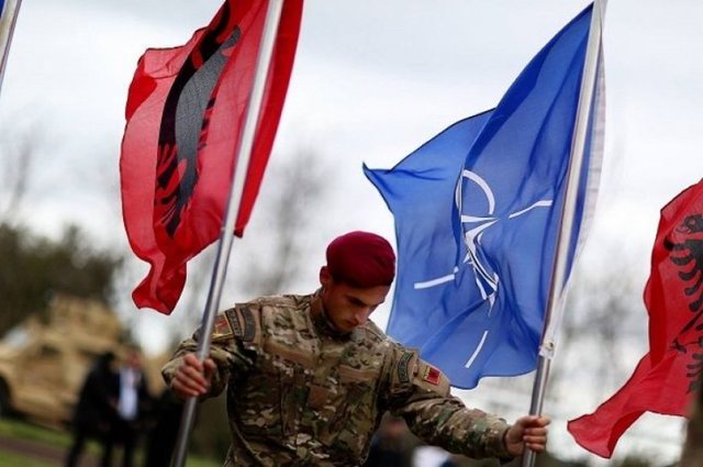 Shqipëria, një ndër vendet e NATO-s që shpenzon më shumë për mbrojtjen (në raport me të ardhurat)