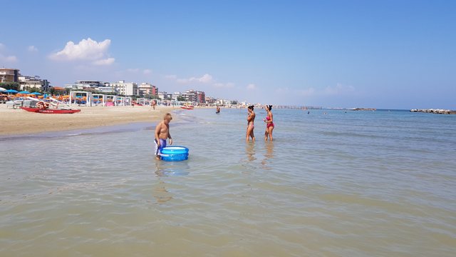 Detet e Europës “po ziejnë”, Mesdheu thyen rekordin e temperaturave, shkencëtarët fajësojnë ndryshimet klimatike