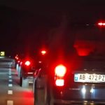 Mijëra automjete të bllokuara nga Tuneli i Llogarasë drejt Orikumit, trafik kilometrik i pushuesve që kthehen nga Jugu