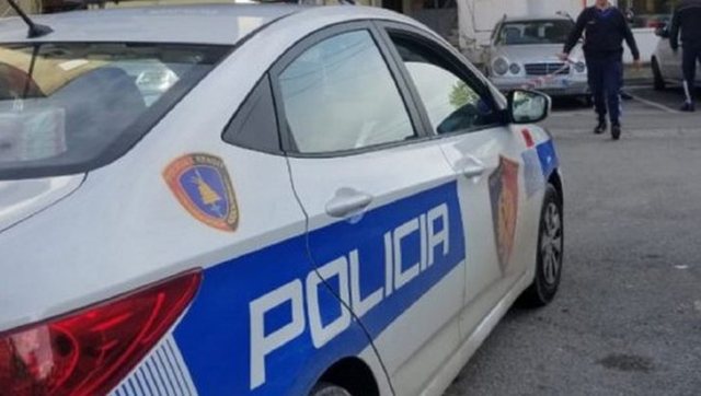 E rëndë në Poliçan/ Masivi i dheut shembet gjatë hapjes së pusit, humb jetën 31-vjeçari!