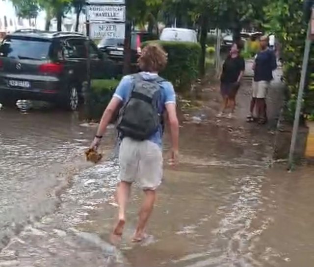 Shqipëria “digjet” nga temperaturat e larta, Pogradeci… përmbytet