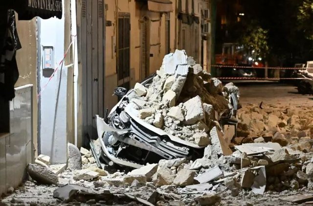 Tërmeti i fuqishëm në ltali, shkon në 21 numri i të plagosurve, mijëra banorë në alarm