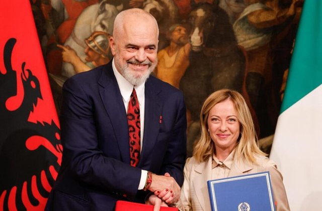 Meloni propozon modelin shqiptar për migrantët në BE, pas tronditjes spanjolle
