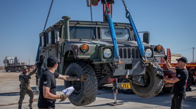 SHBA i jep Shqipërisë automjete të blinduara për misionin në Gaza