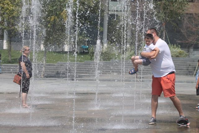 Moti sot/ Temperatura përvëluese deri në 41 gradë