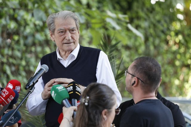 “Mini-maternitet në SPAK, ishin sjellë aty edhe inkubatorët për bebet”- Ironia e Berishës: Altin Troplinit i shtuam një mbiemër turpi!