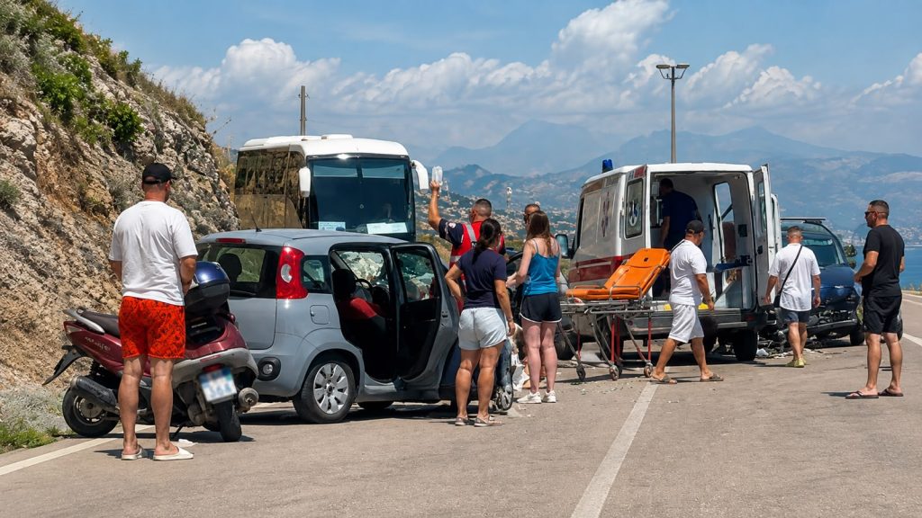 Aksidenti në Sarandë, dalin emrat e të plagosurve. Dy po dërgohen në Tiranë