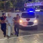 Laç, qëlluan me armë drejt makinës së kushëririt pas një konflikti; 3 të arrestuar, një në kërkim