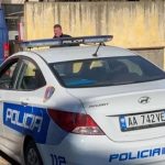 U kërkonte deri në 10 mijë euro familjeve të prekura nga tërmeti, arrestohet 45-vjeçarja