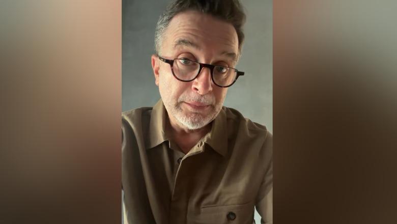 Erion Braçe shkon të vizitohet në QSUT dhe befasohet nga ministrja e re: Më pëlqejnë vendimet e saj