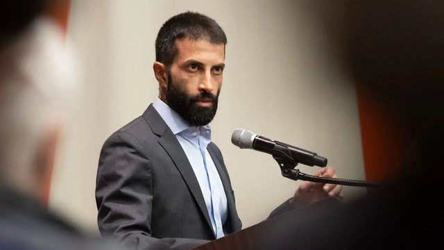 “Nuk më intereson fare Kurani, më neveritni”/ Djali i themeluesit të Hamasit trondit SHBA-në: Nuk dua myslimanë këtu, ikni nga Amerika!