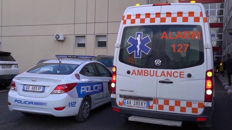 Dyshohet për ndotje të ujit/ Rreth 120 banorë të Fushë-Arrëzit paraqiten me simptoma helmimi