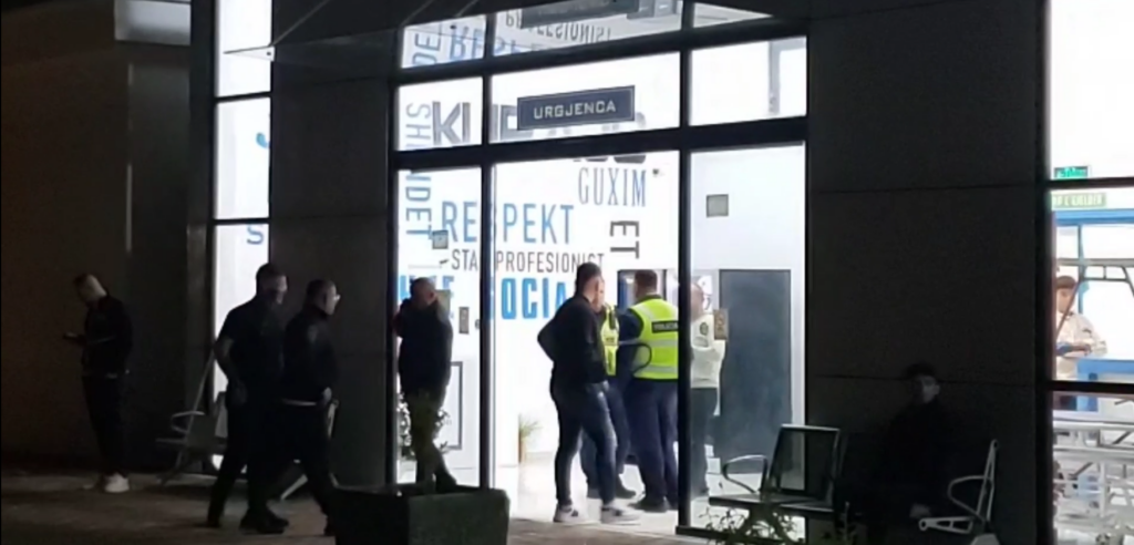 Aksident i rëndë në Berat/ Tre adoleshentë përplasen me motorë elektrikë, dy në gjendje të rëndë, transportohen te Trauma