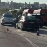 Aksident në Fier, makina përplas këmbësoren para drejtorisë së Policisë!