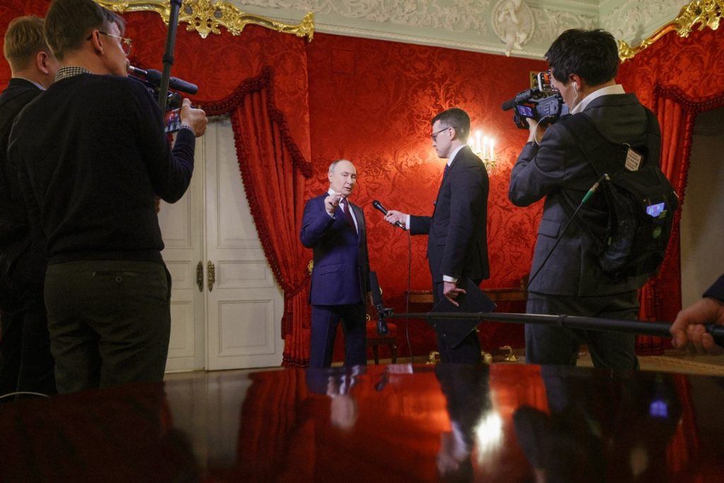 “Pëshpëritësit e Putinit” – Kush janë tre njerëzit që e bindën të mos përdorë armët bërthamore