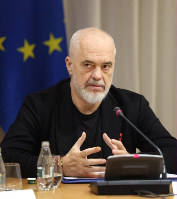 Rama: Studentët po kërcënohen pse nuk bashkohen me protestat, kam mesazhe të prindërve që luten për ndihmë